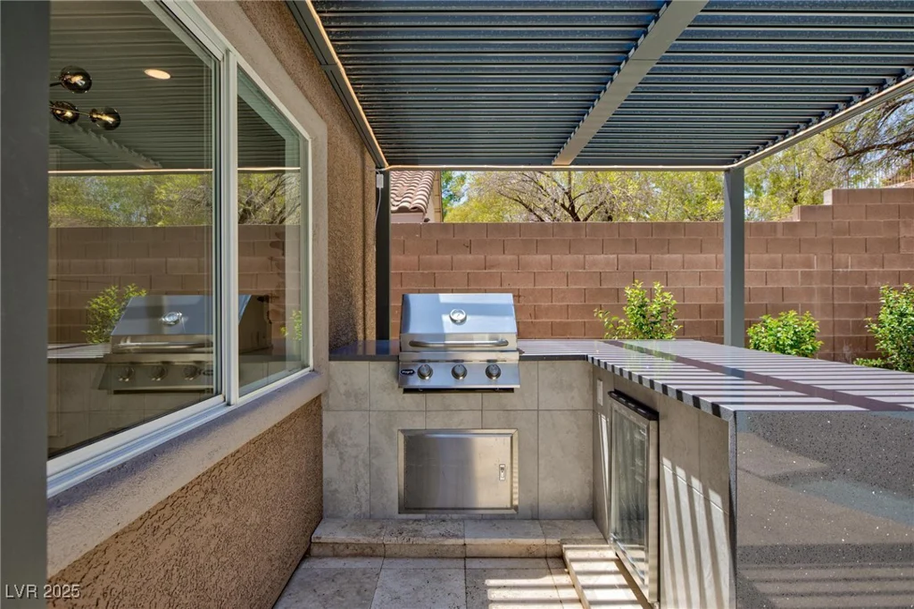 81 Alerion, Las Vegas, NV 89138