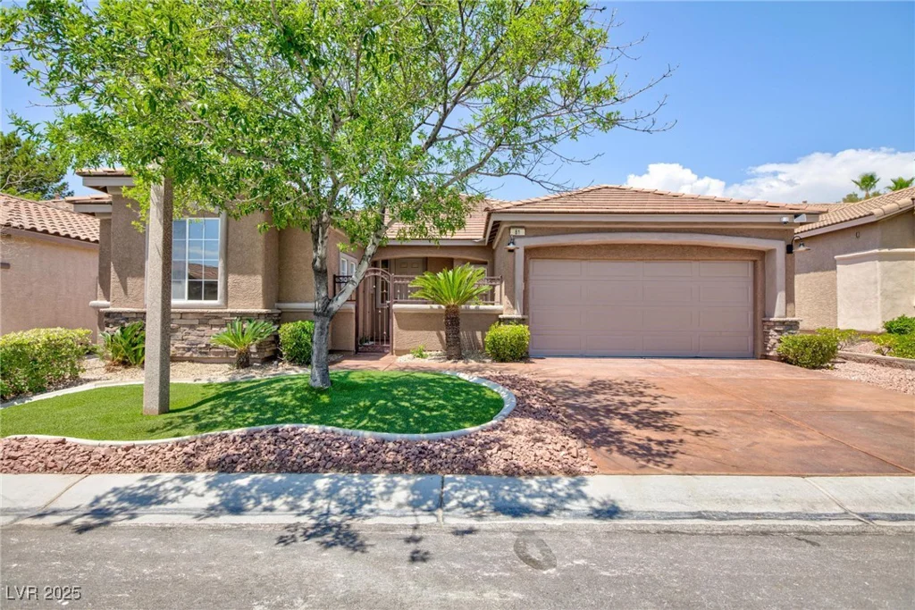81 Alerion, Las Vegas, NV 89138