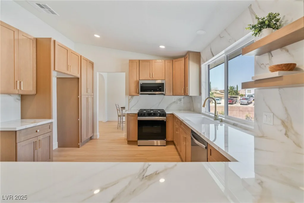 652 Del Prado, Boulder City, NV 89005