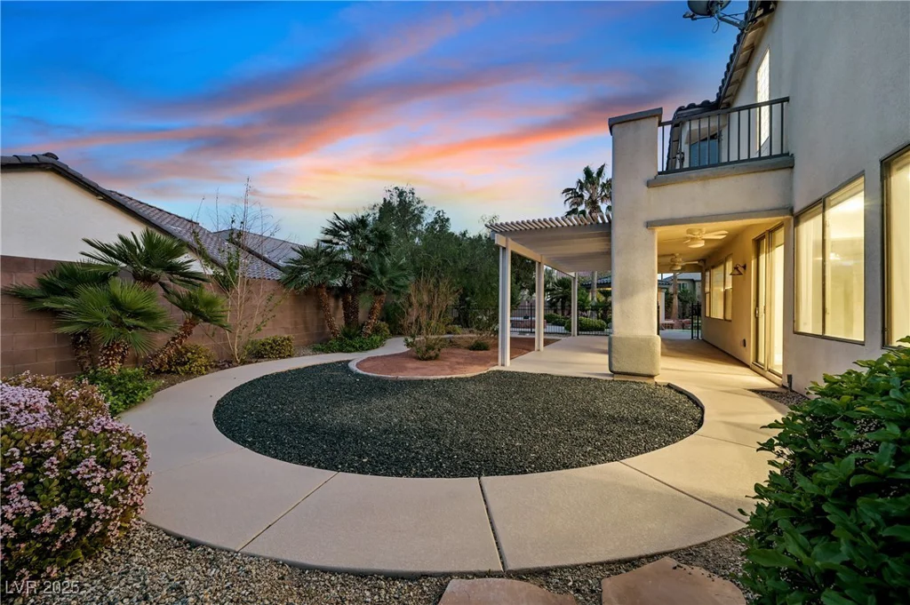 9008 Sawhill Pond, Las Vegas, NV 89131