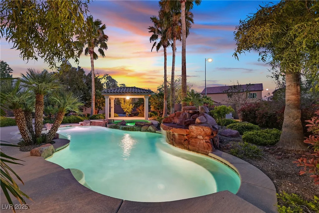 9008 Sawhill Pond, Las Vegas, NV 89131