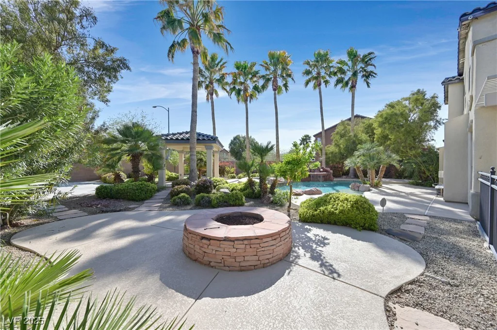 9008 Sawhill Pond, Las Vegas, NV 89131
