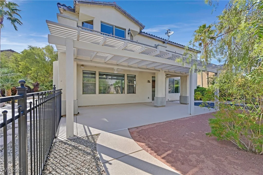 9008 Sawhill Pond, Las Vegas, NV 89131
