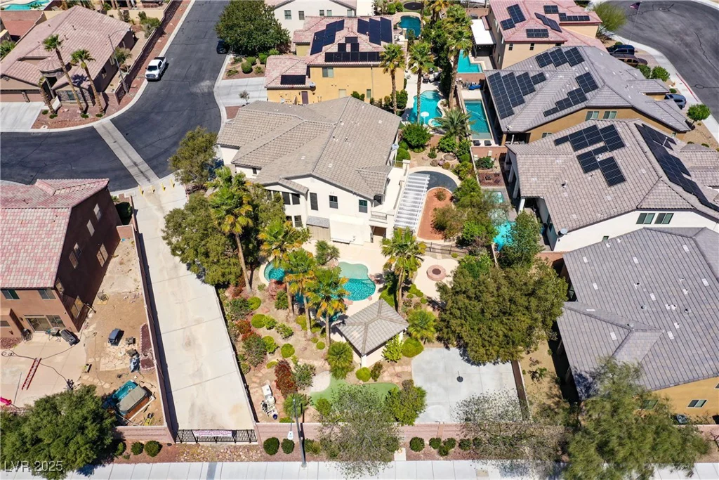 9008 Sawhill Pond, Las Vegas, NV 89131