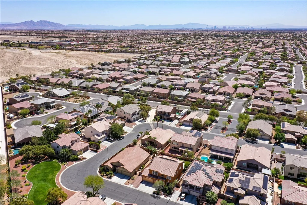 9008 Sawhill Pond, Las Vegas, NV 89131