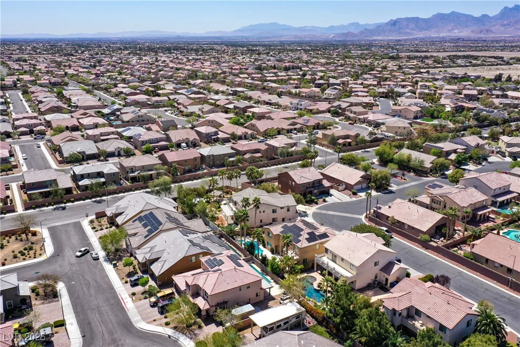 9008 Sawhill Pond, Las Vegas, NV 89131