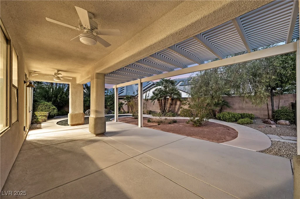 9008 Sawhill Pond, Las Vegas, NV 89131