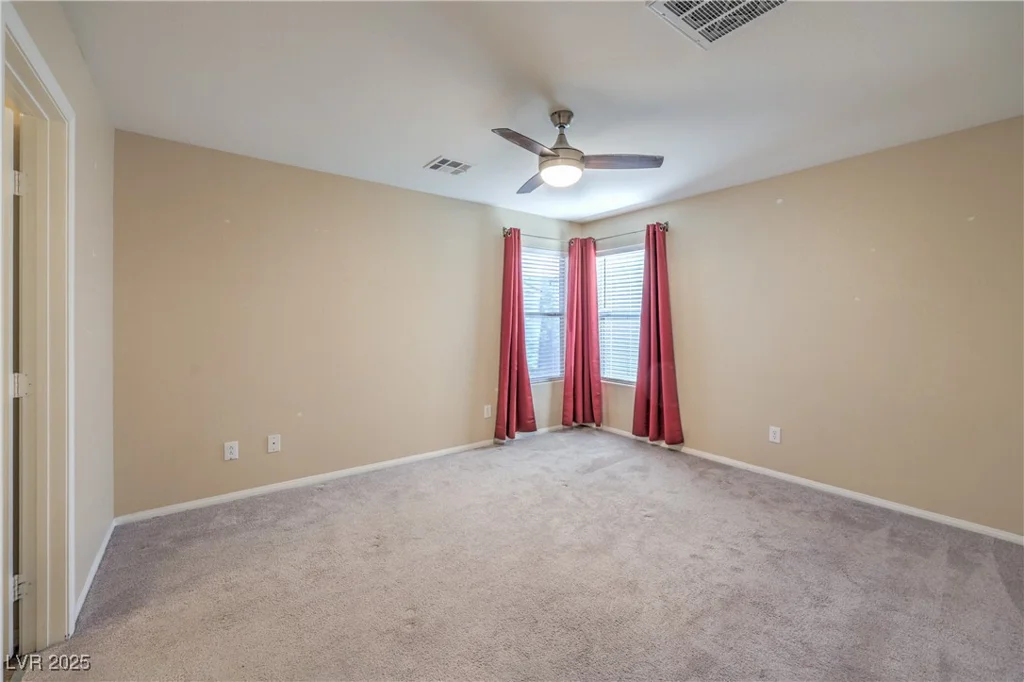 10072 Pelham Park, Las Vegas, NV 89148