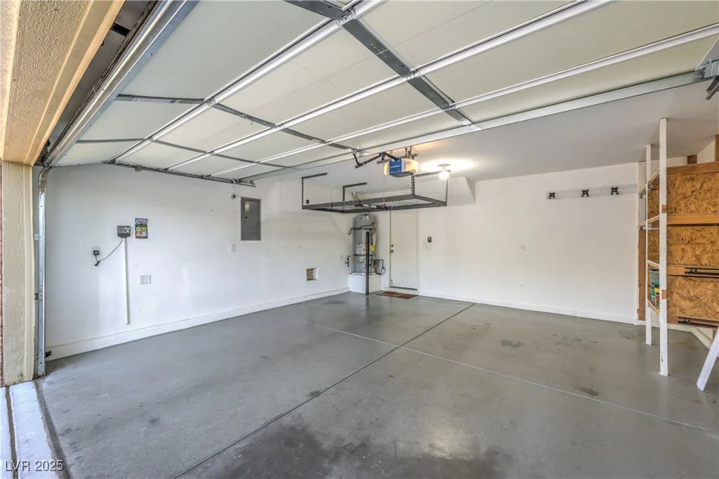 10072 Pelham Park, Las Vegas, NV 89148
