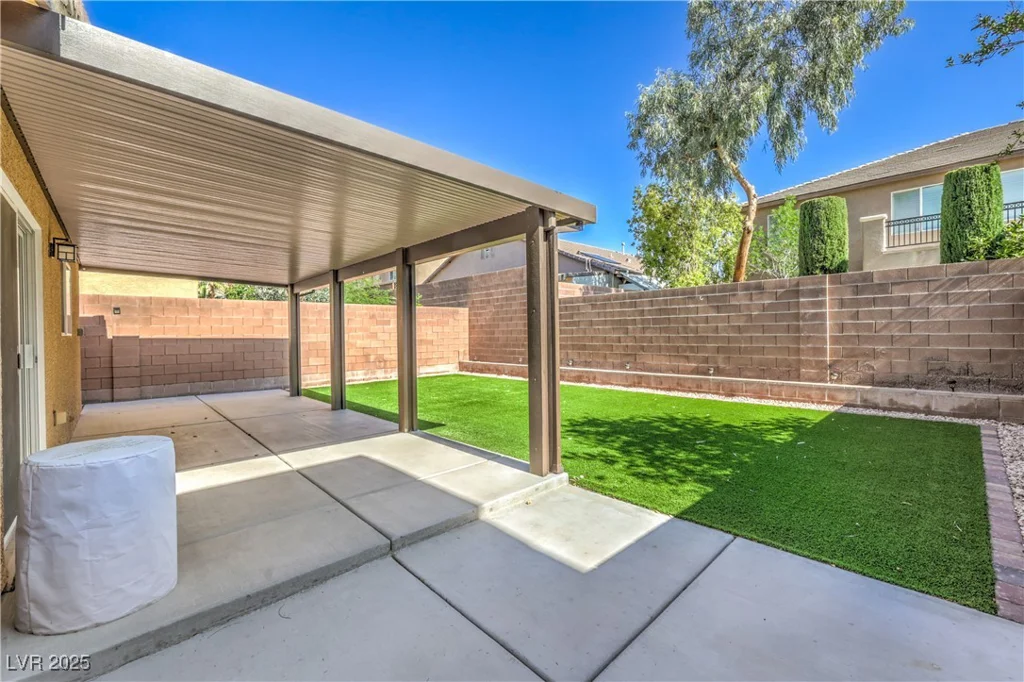 10072 Pelham Park, Las Vegas, NV 89148