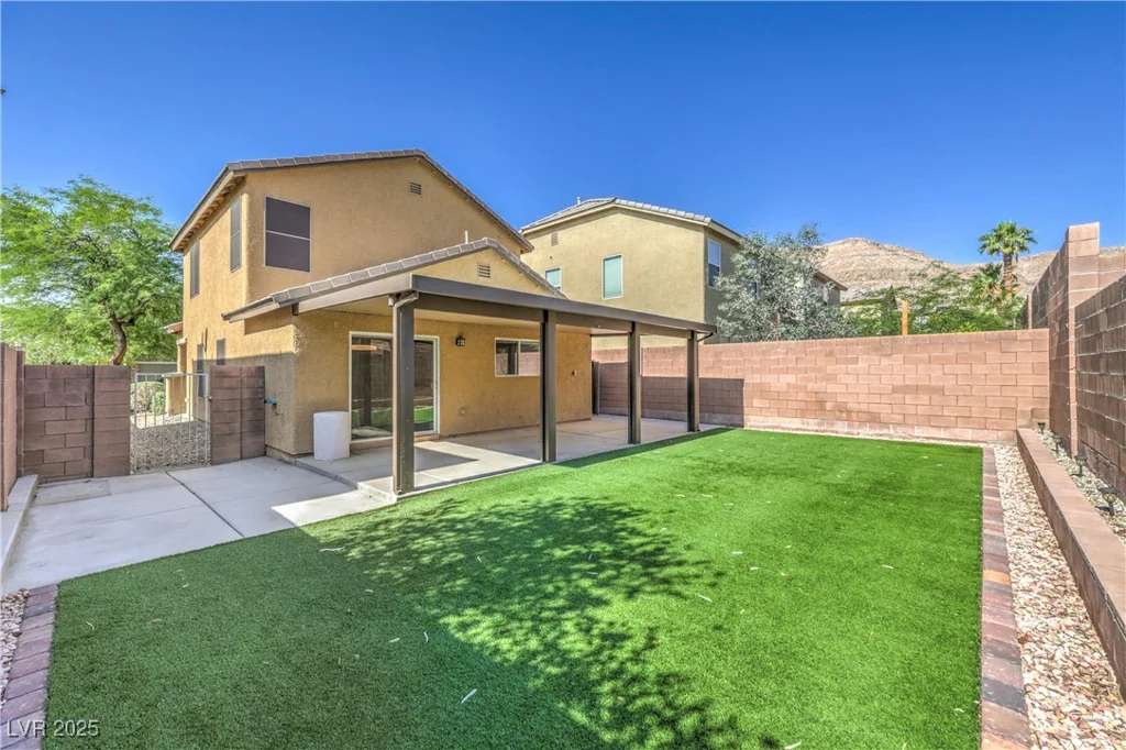10072 Pelham Park, Las Vegas, NV 89148