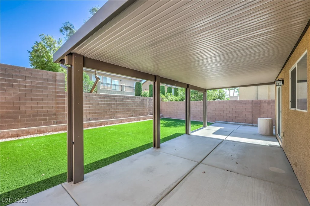 10072 Pelham Park, Las Vegas, NV 89148