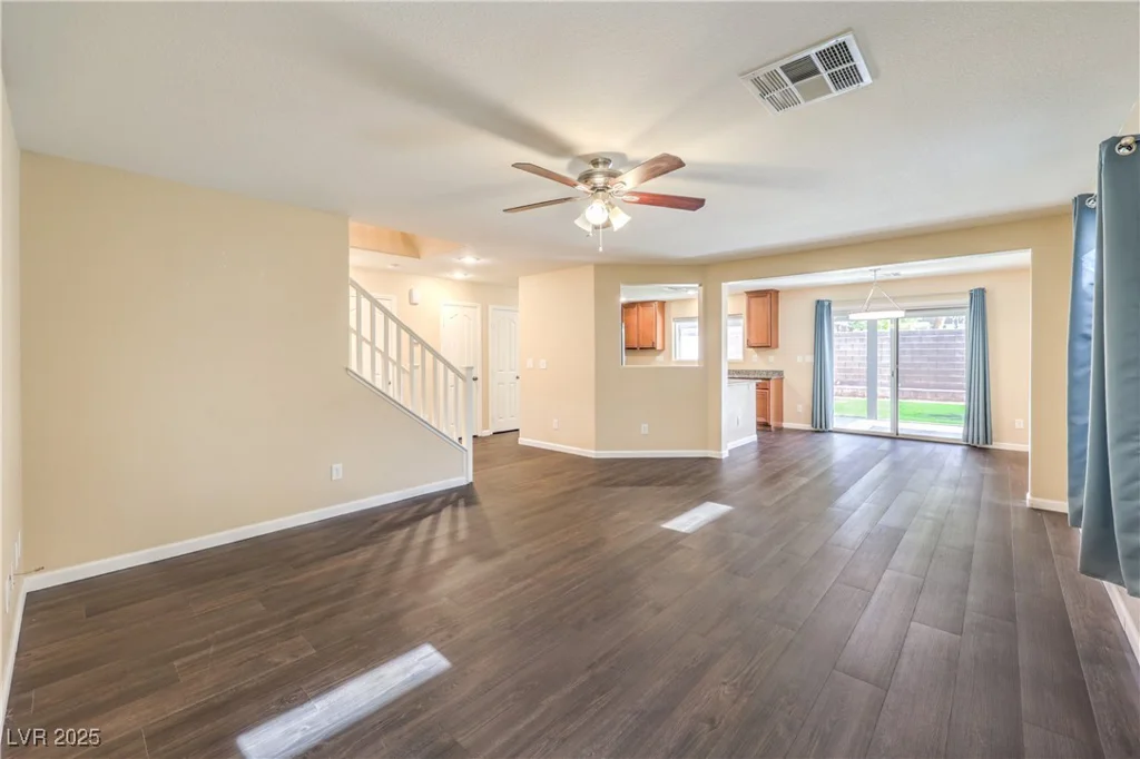 10072 Pelham Park, Las Vegas, NV 89148