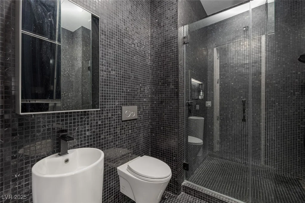 3111 Bel Air, Las Vegas, NV 89109