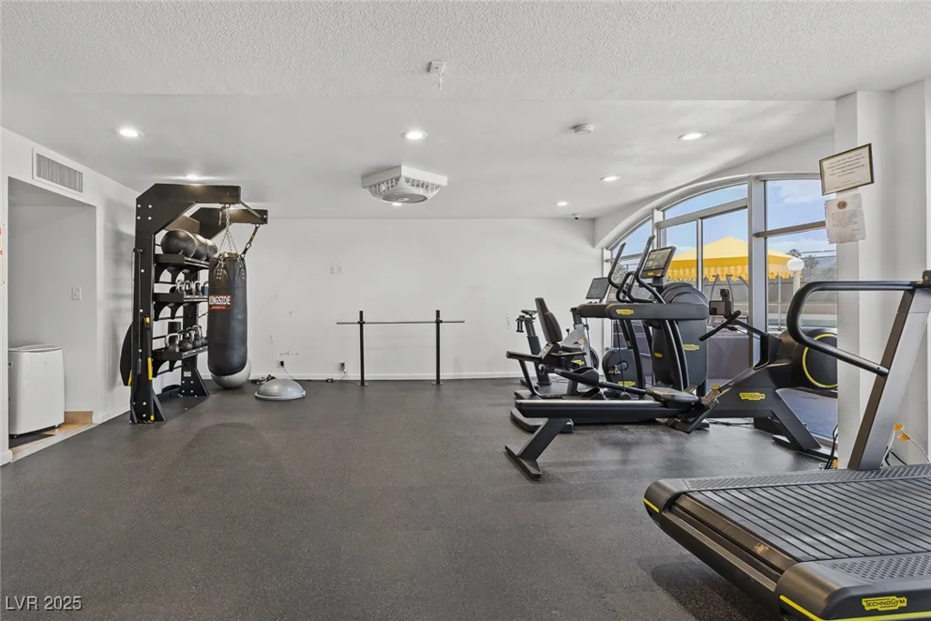 3111 Bel Air, Las Vegas, NV 89109