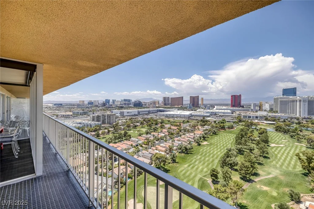 3111 Bel Air, Las Vegas, NV 89109