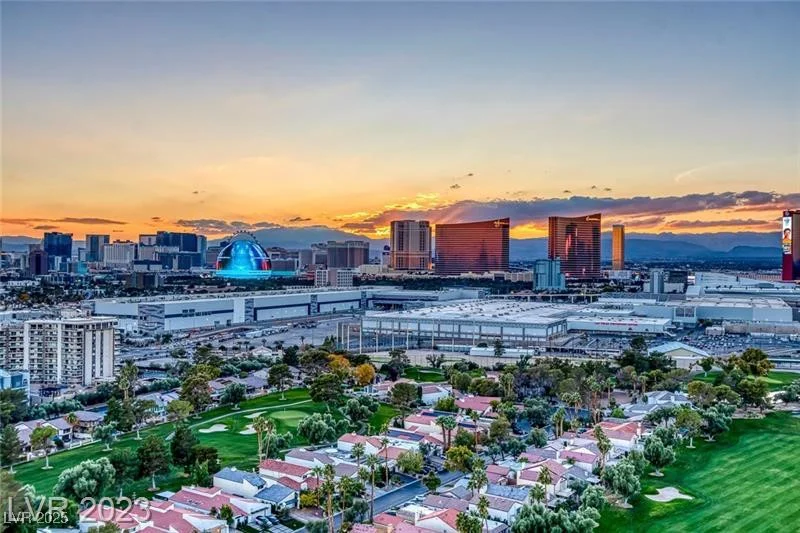 3111 Bel Air, Las Vegas, NV 89109