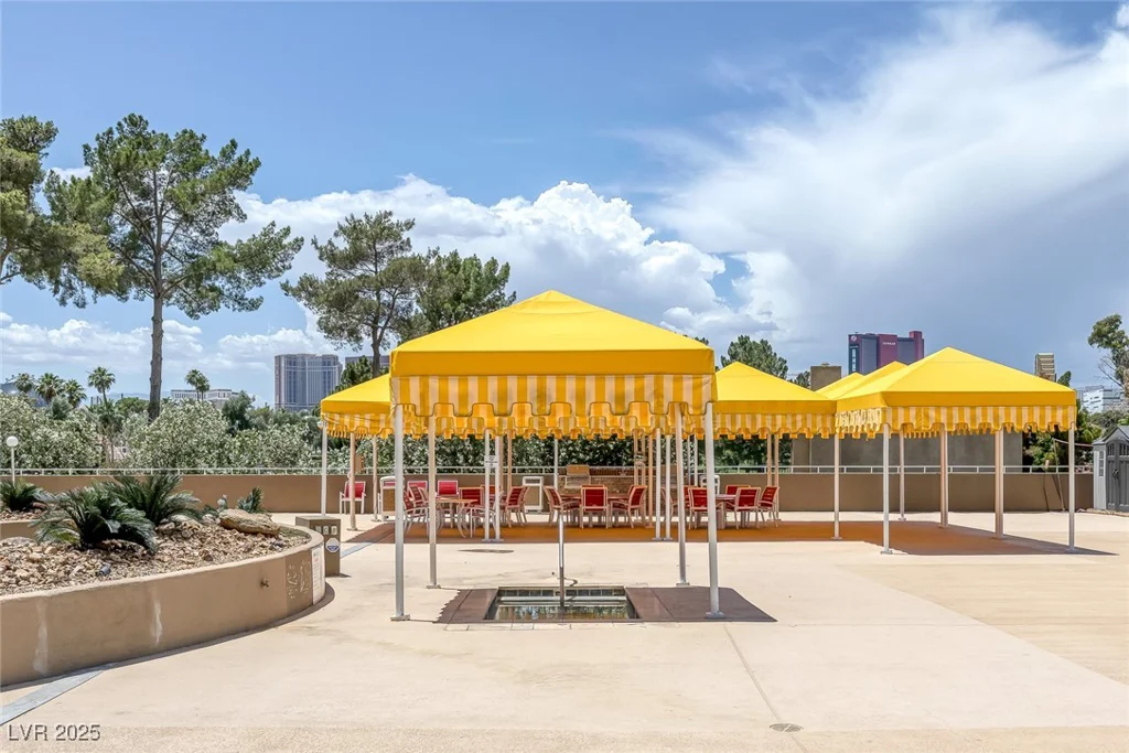 3111 Bel Air, Las Vegas, NV 89109