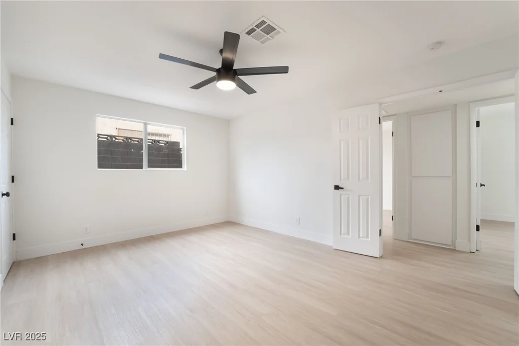 4237 Twain, Las Vegas, NV 89121