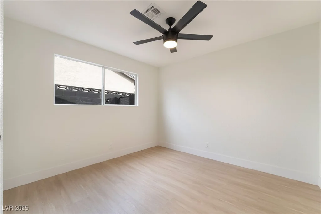 4237 Twain, Las Vegas, NV 89121