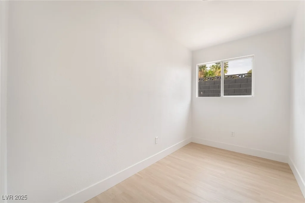 4237 Twain, Las Vegas, NV 89121