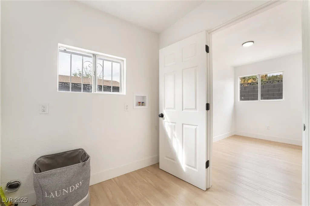 4237 Twain, Las Vegas, NV 89121