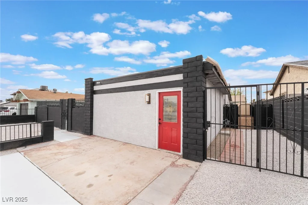 4237 Twain, Las Vegas, NV 89121