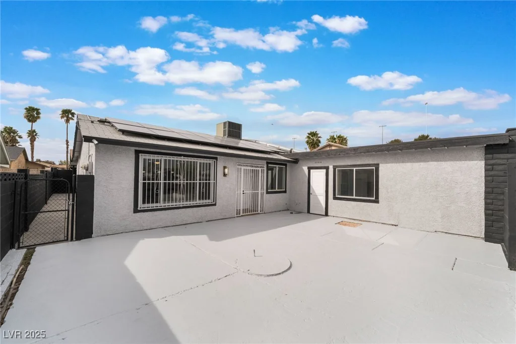 4237 Twain, Las Vegas, NV 89121