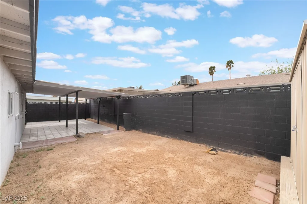 4237 Twain, Las Vegas, NV 89121