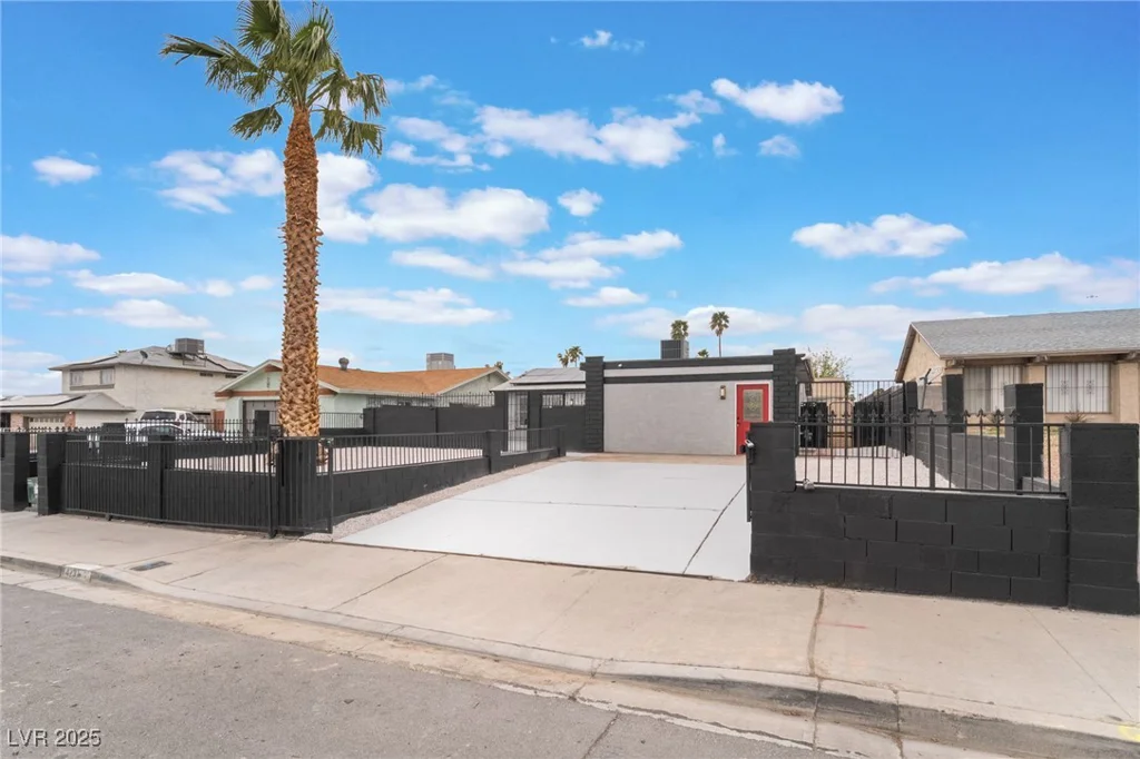 4237 Twain, Las Vegas, NV 89121