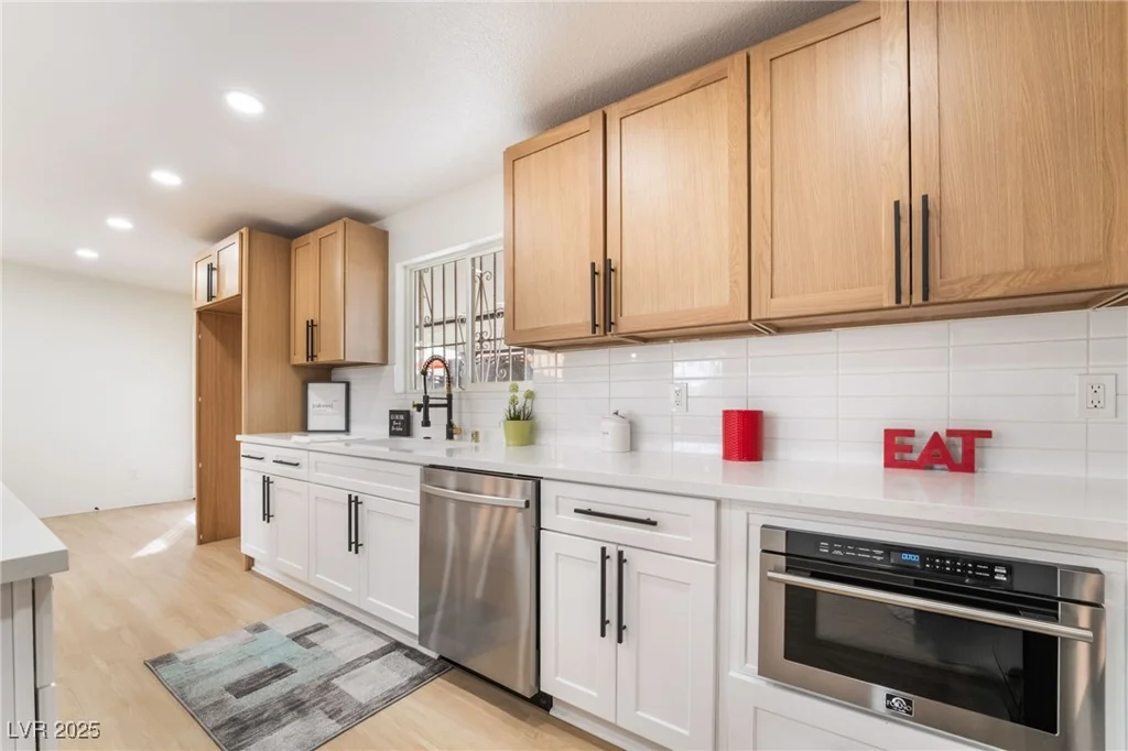 4237 Twain, Las Vegas, NV 89121