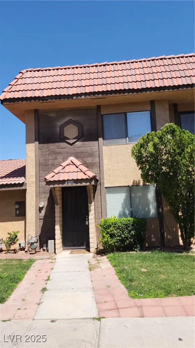 4310 Lynnann, Las Vegas, NV 89110