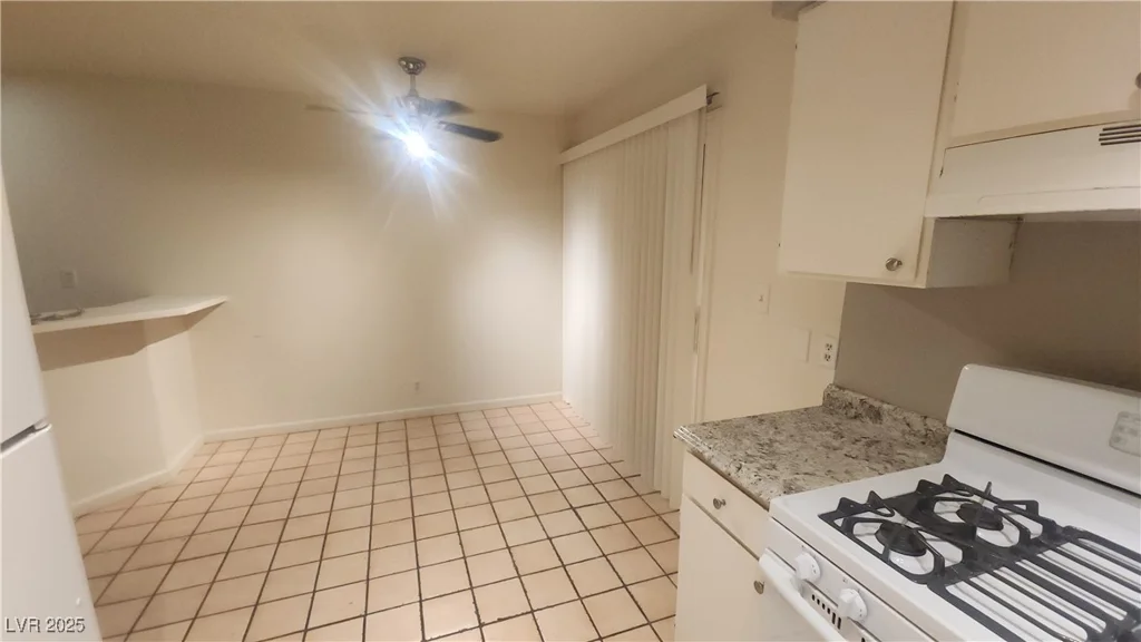 4310 Lynnann, Las Vegas, NV 89110