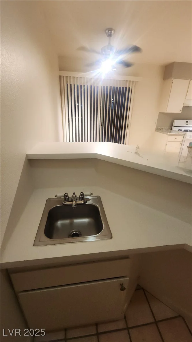 4310 Lynnann, Las Vegas, NV 89110