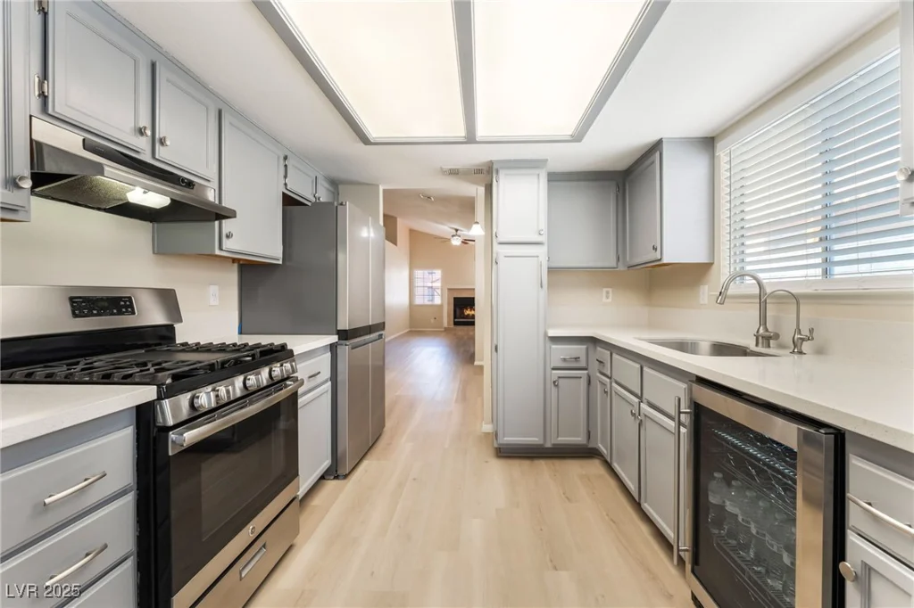 5725 Cedar, Las Vegas, NV 89110