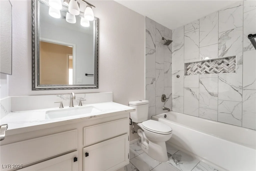 5725 Cedar, Las Vegas, NV 89110
