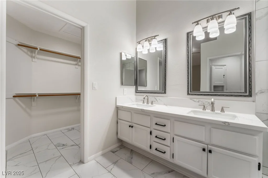 5725 Cedar, Las Vegas, NV 89110