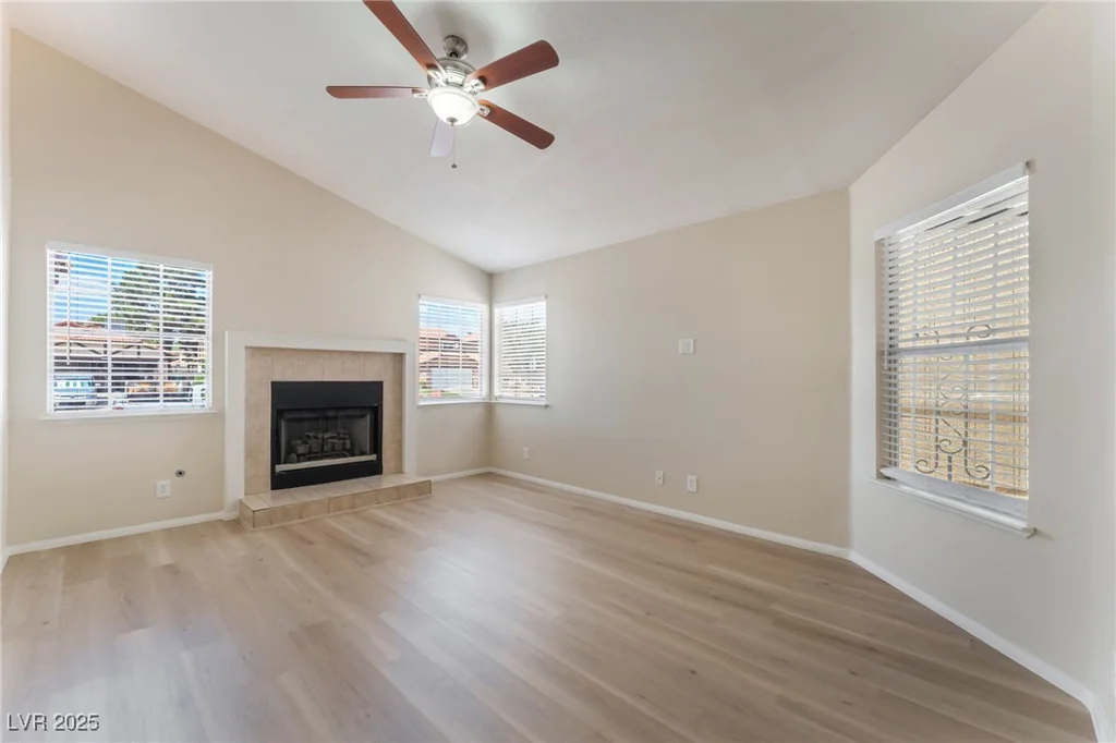 5725 Cedar, Las Vegas, NV 89110