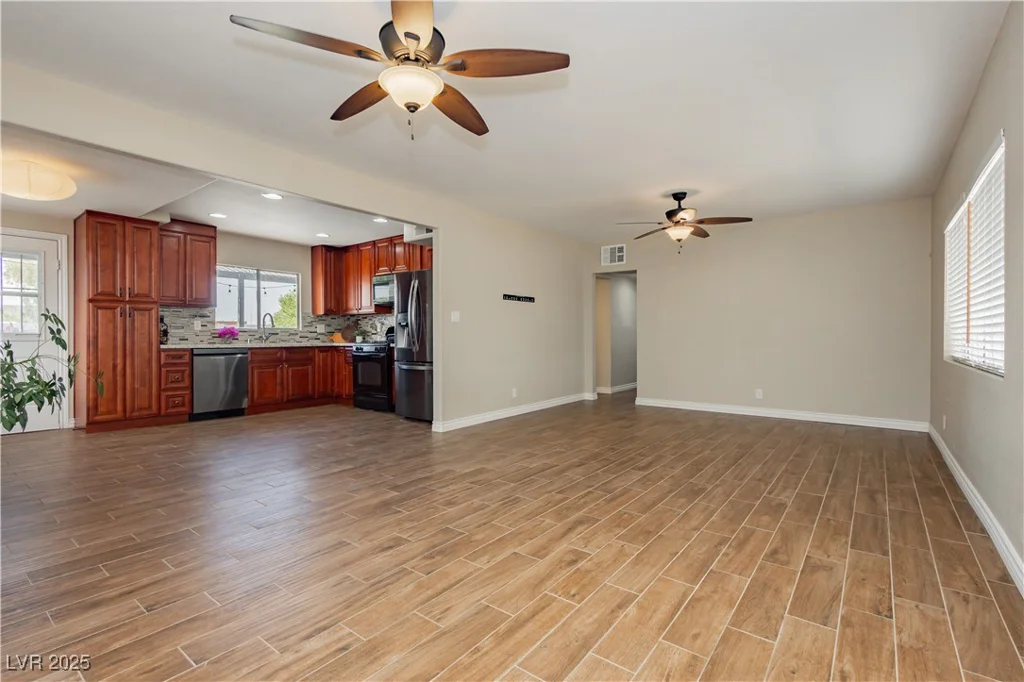67 Oklahoma, Henderson, NV 89015