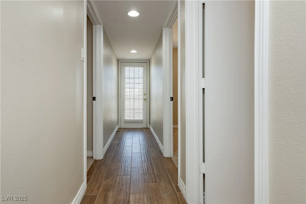 67 Oklahoma, Henderson, NV 89015