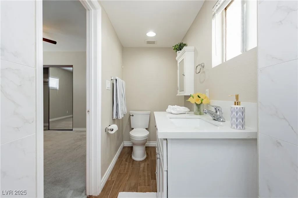 67 Oklahoma, Henderson, NV 89015