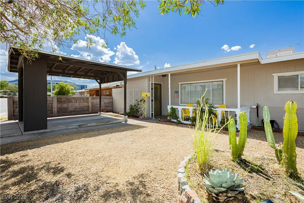 67 Oklahoma, Henderson, NV 89015