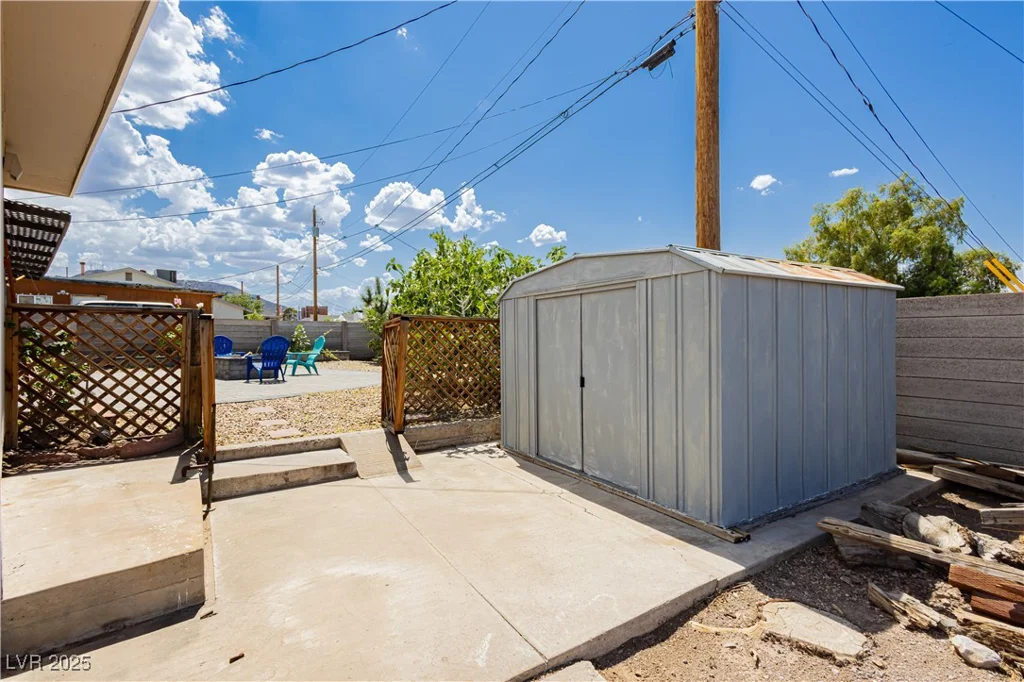 67 Oklahoma, Henderson, NV 89015