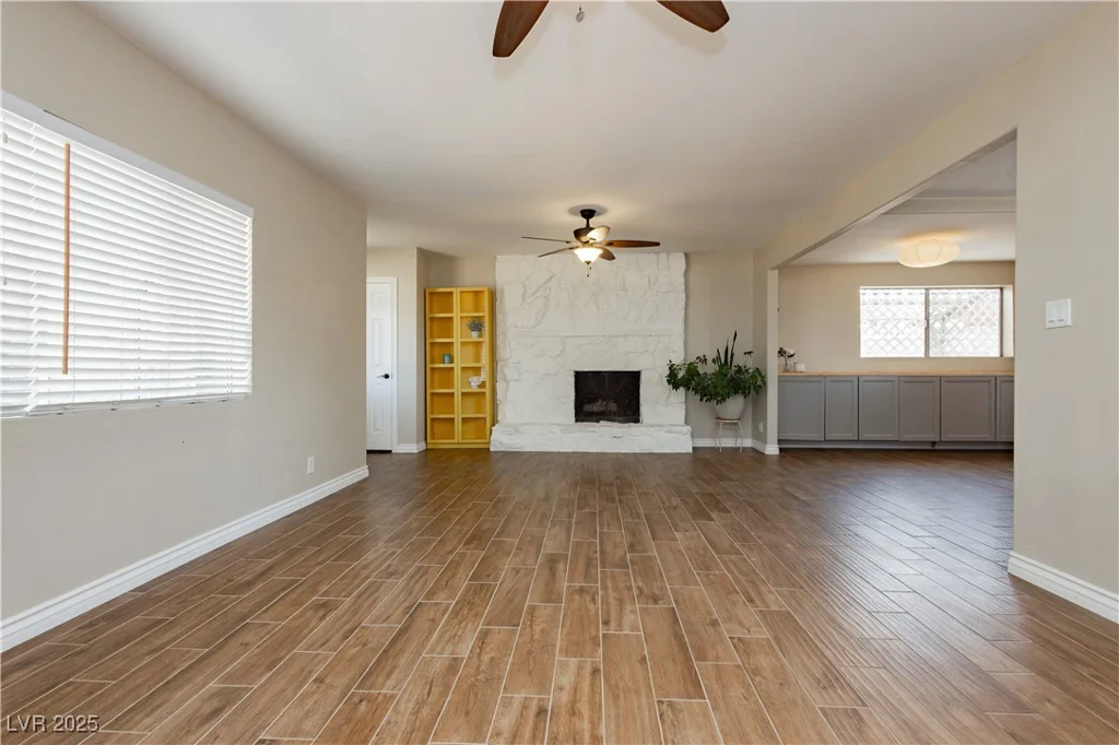 67 Oklahoma, Henderson, NV 89015