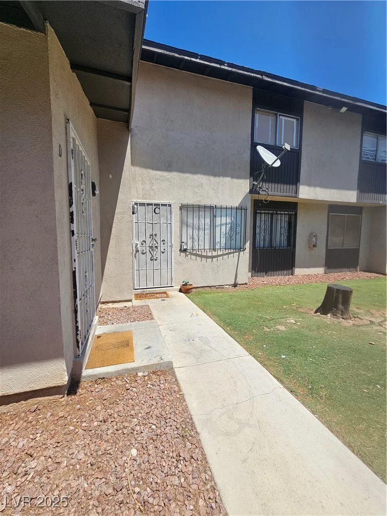 236 Bruce, Las Vegas, NV 89101