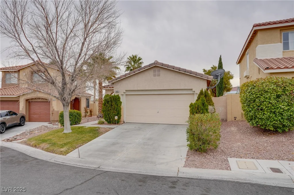 10605 Moon Flower Arbor, Las Vegas, NV 89144