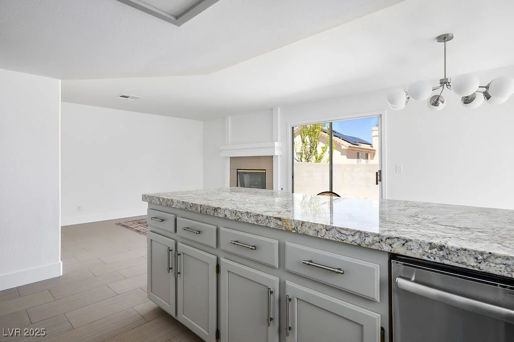 2316 Pine Bluff, Las Vegas, NV 89134