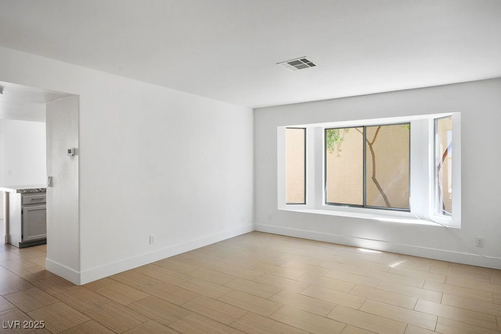 2316 Pine Bluff, Las Vegas, NV 89134