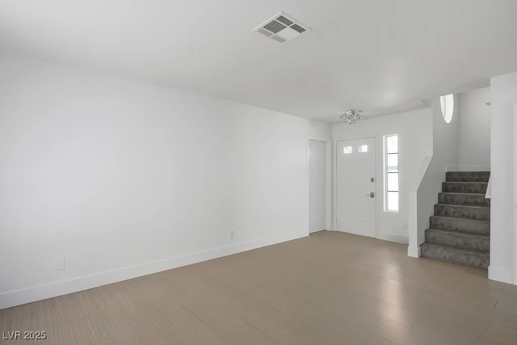 2316 Pine Bluff, Las Vegas, NV 89134
