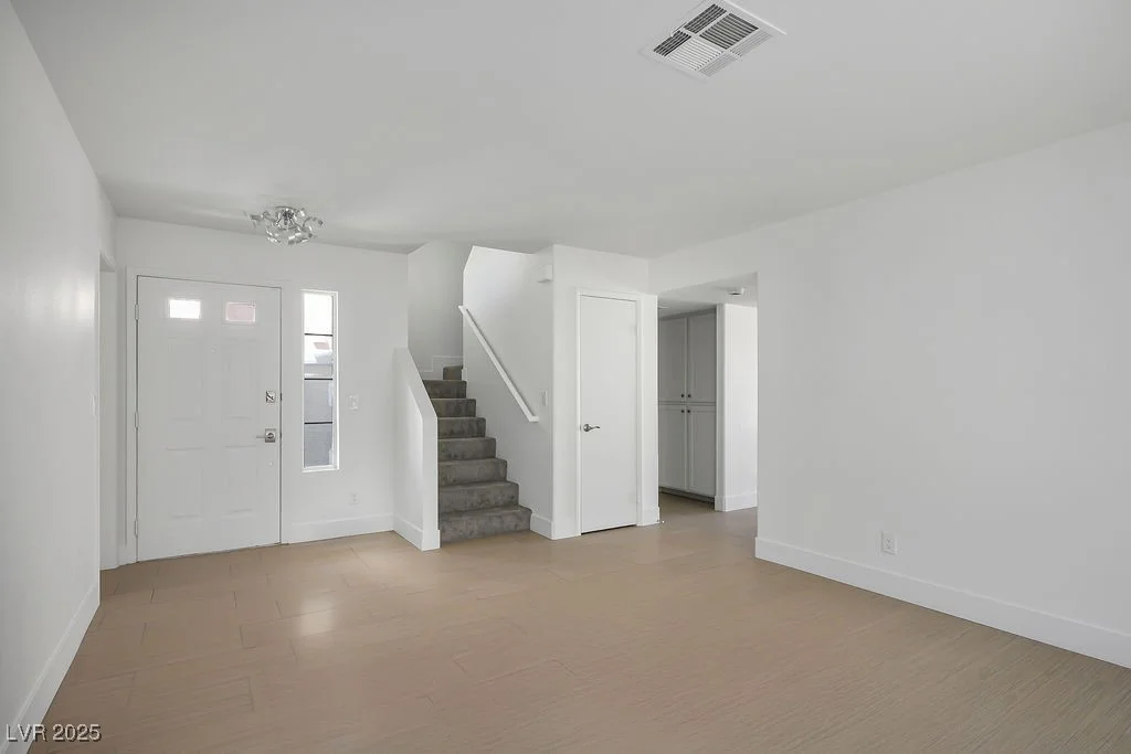 2316 Pine Bluff, Las Vegas, NV 89134